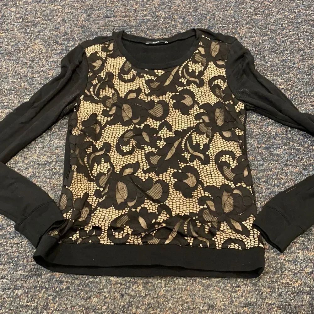 Tart Black and beige lace top sz. M
